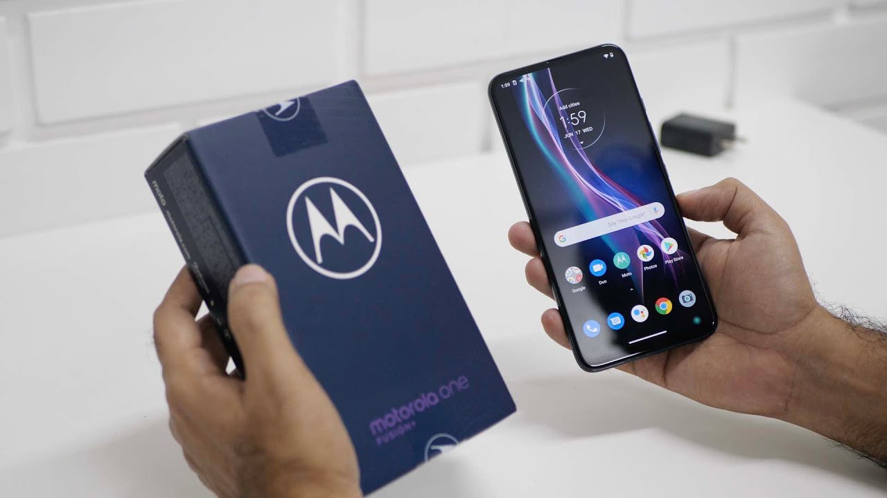 Recenzie: Motorola One Fusion+